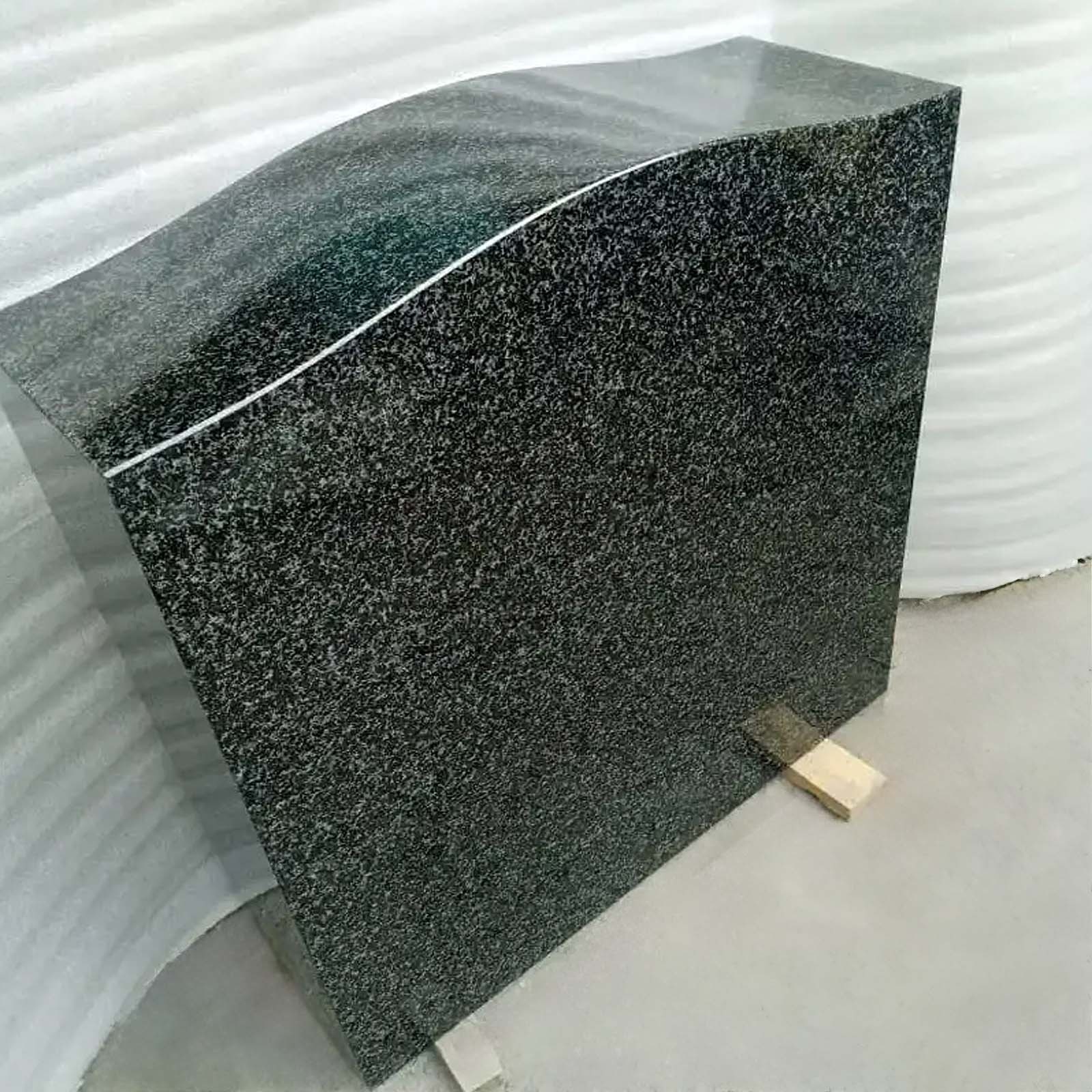 granite Monuments manufacturer india